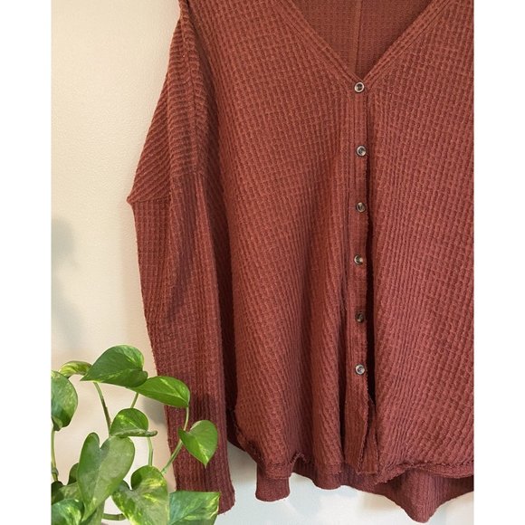 Out From Under (Urban Outfitters) 'Jojo' Waffle Knit Thermal Top - Picture 7 of 7